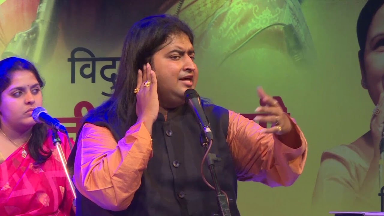 Swaradhish Dr Bharat Balvalli sings Hari Mhana