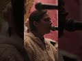 Salió! Queridos Pies, llévenme (En vivo)