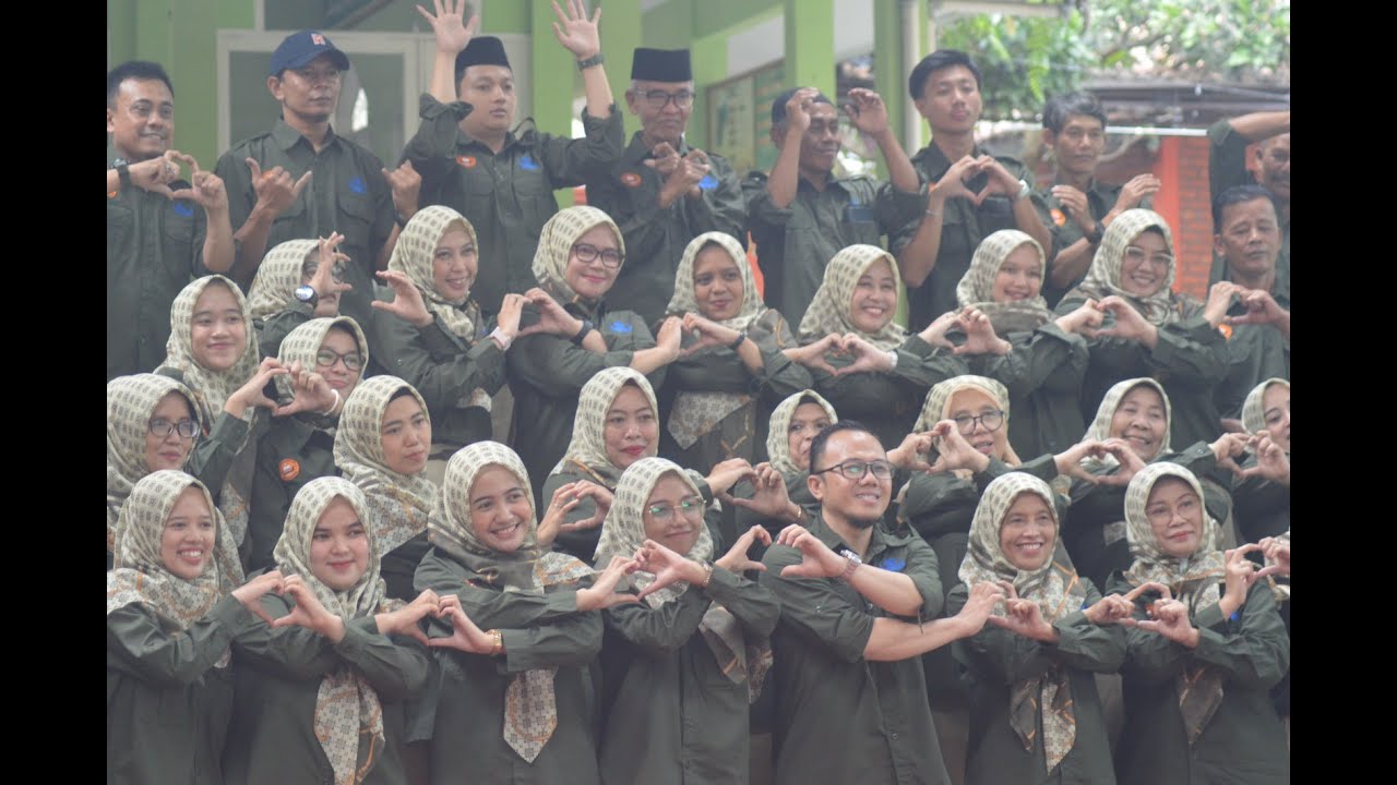 Keseruan di Hari Guru