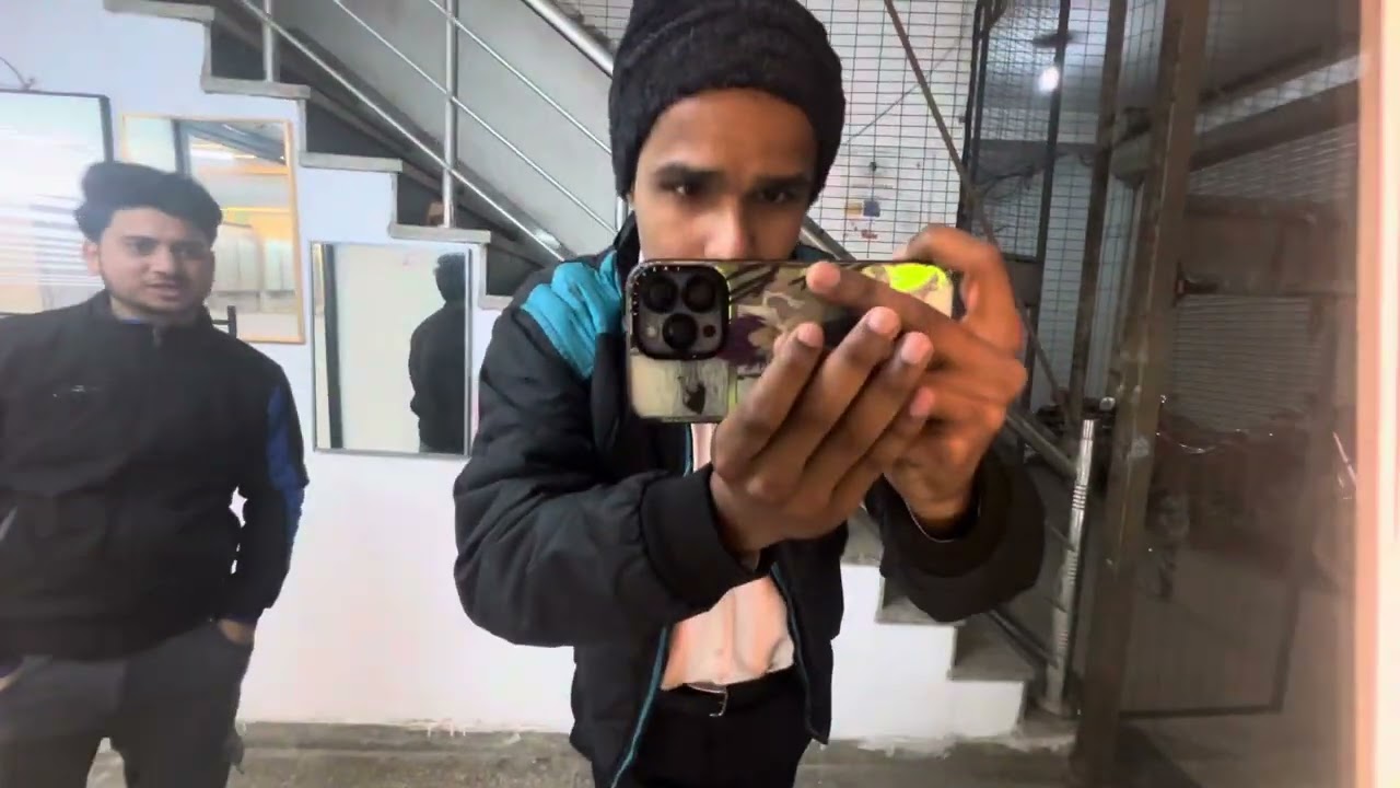 Aisa Mirror Pehli Baar Dekha 😳 | Screen Touch Mirror Vlog