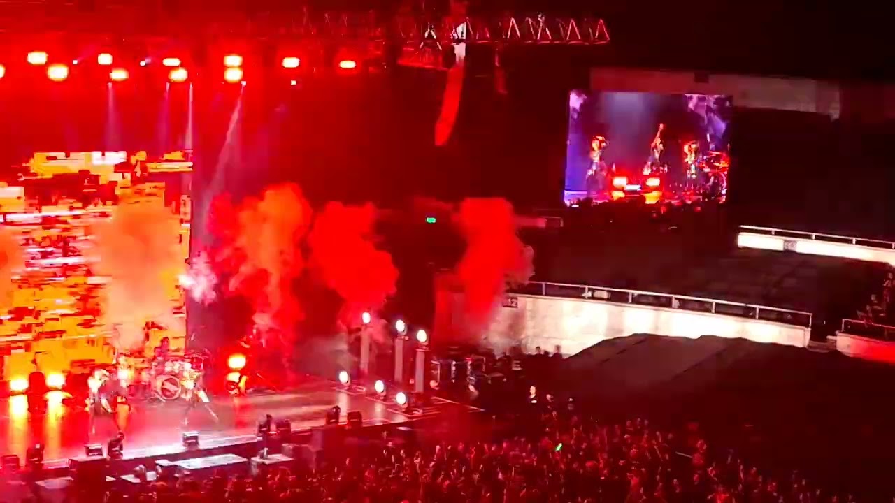 Babymetal Live in Manila: Gimme chocolate!!