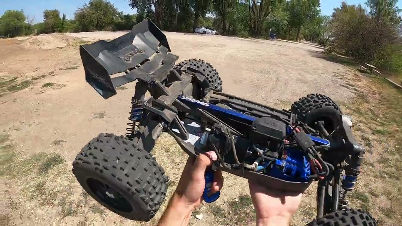 Traxxas Sledge with some upgrades, m2c chassis YouTube