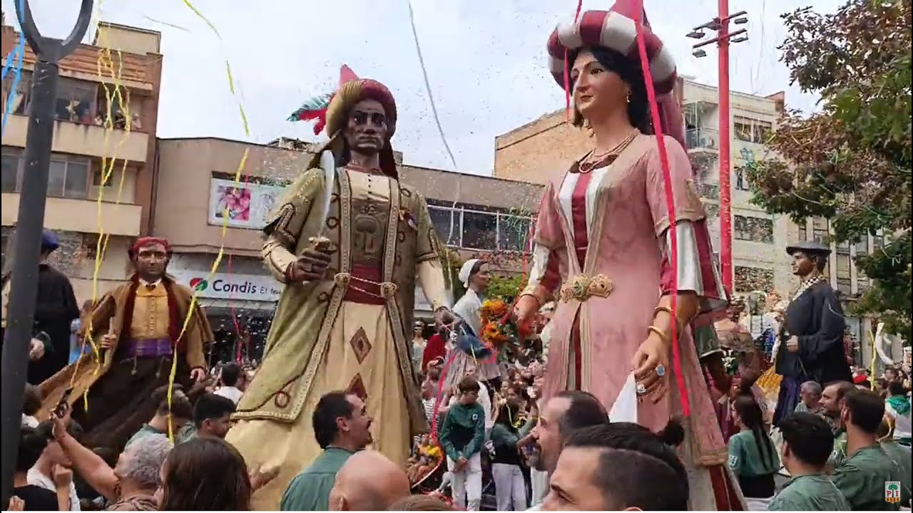 GEGANTS DEL PI a la TROBADA DE GEGANTS de MOLINS DE REI 2025