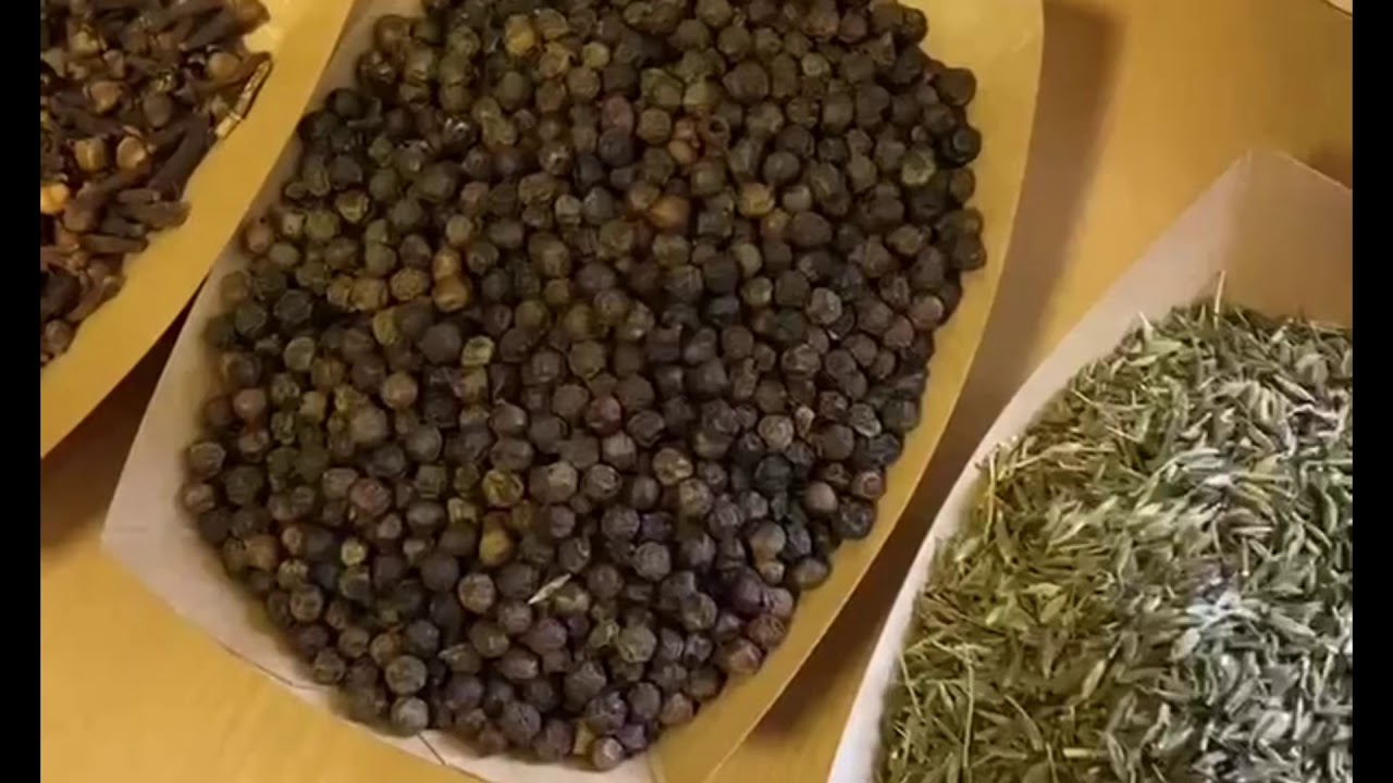 البهارات البحرينيه والسبع بهارات بمقادير موزونه