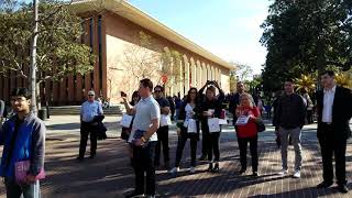 USC Police Offer to Escort Trump Supporters to Their Car