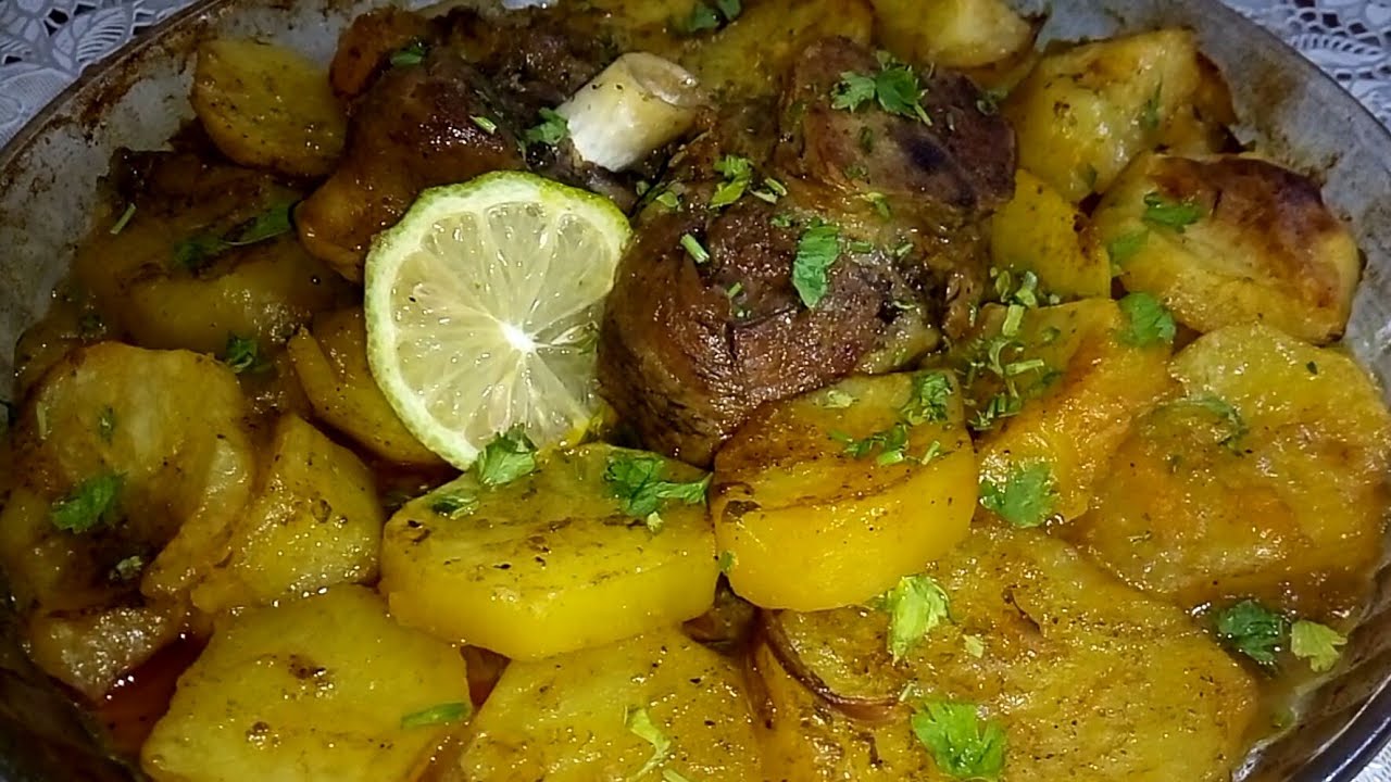بطاطا في الفرن باللحم بتتبيلة رهيبة وذوق خيالي👌