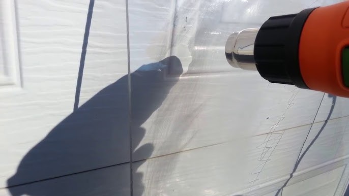 How to Remove Scratches from Plexiglass With a Heat Gun: Easy Fix