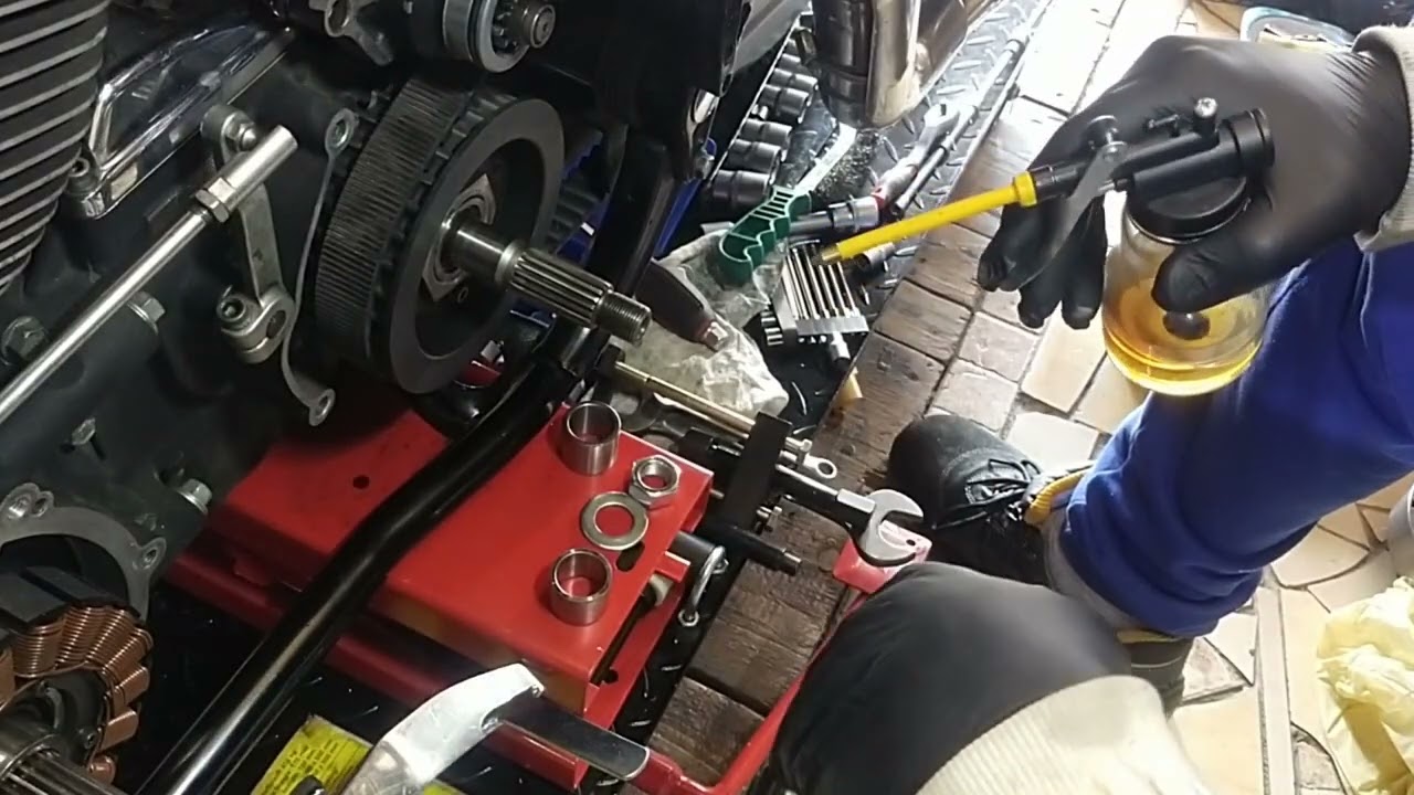 Przyczyna wycieku oleju w okolicy pulleya Harley, pulley Harley Davidson