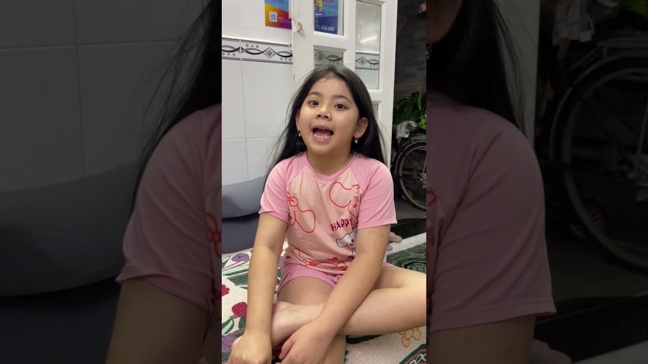 Tracy describes how to make slime