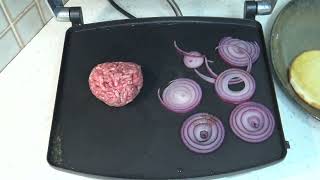 How To Make a Hamburger Using A Sandwich Press How To Make a Hamburger Using A Sandwich Press