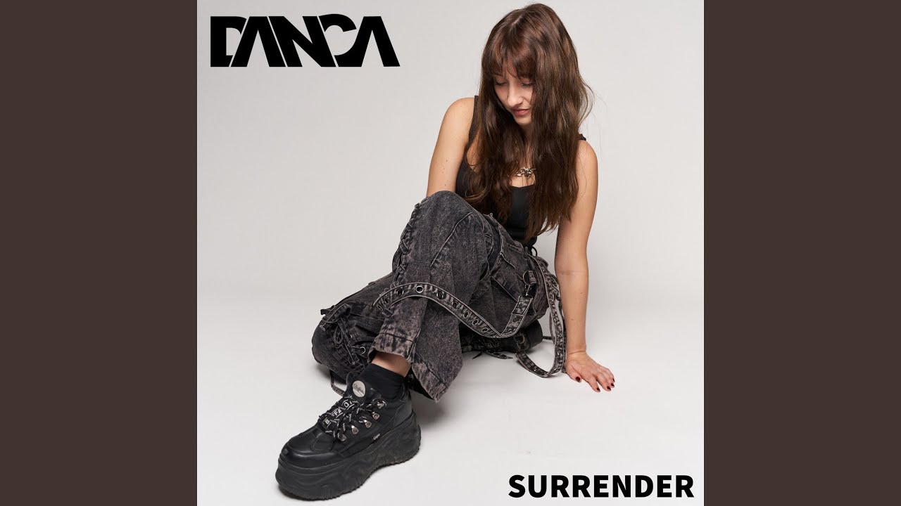 Ver Surrender en YouTube Ver Surrender en YouTube