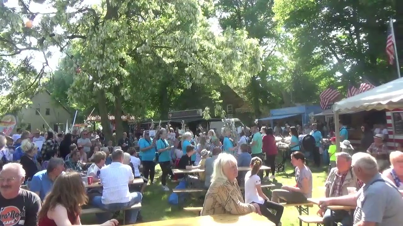 Schallmeienkapelle Am Fuchsgrund auf dem Dorf  und Kinderfest Rosow 05062022 10