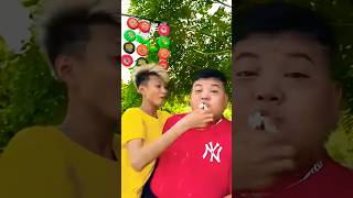 FunFun TV: Hubba Bubba Candy Eating Challenge 🌈🧇
