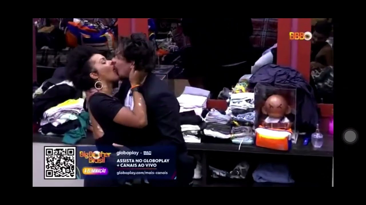 BBB 22 - Natália e Eli Se Beijam