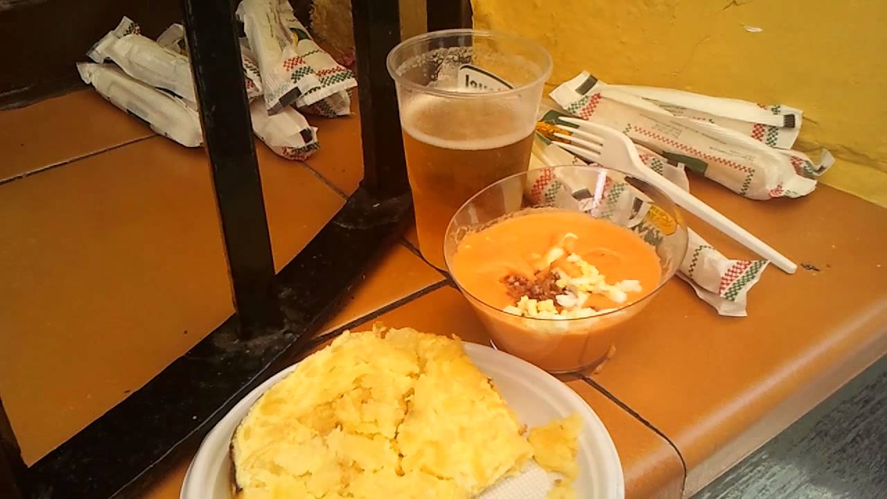 La tortilla de patatas del bar Santos en Córdoba YouTube