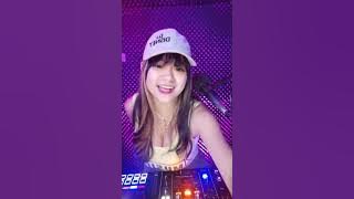 DJ DIESNY R QUEEN  MELAYANG SANTUY TERBARU MENUJU AKHIR TAHUN 2020  FULL BASS