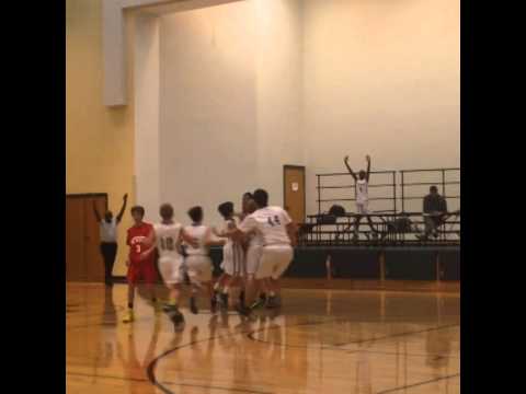 #14 Andrew Riggs makes a game winner buzzer beater to beat Greensboro Academy!