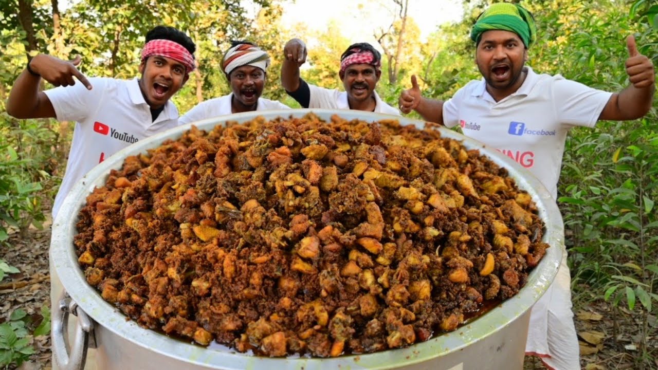 15 KG Chicken Pakora Recipe || Chicken Pakora cooking for village people || Helping kitchen