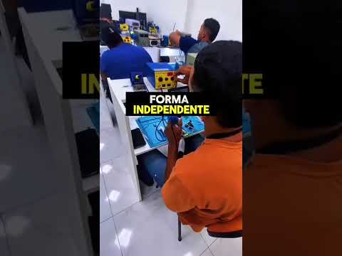 Mude de vida com o curso de manutenção de celular
