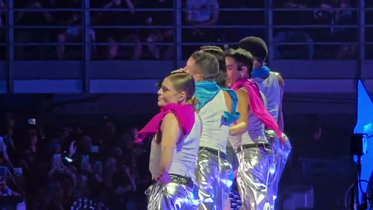 241123 DUA LIPA - End Of An Era | Dua Lipa Radical Optimism Tour in KL