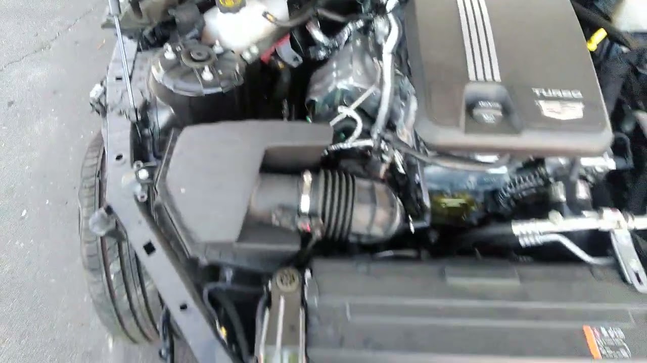 Звук мотора Cadillac LSY 2.0L I4 Turbo LSY от 2023 Cadillac Ct4 Luxury 1G6DJ5RK6P0128790