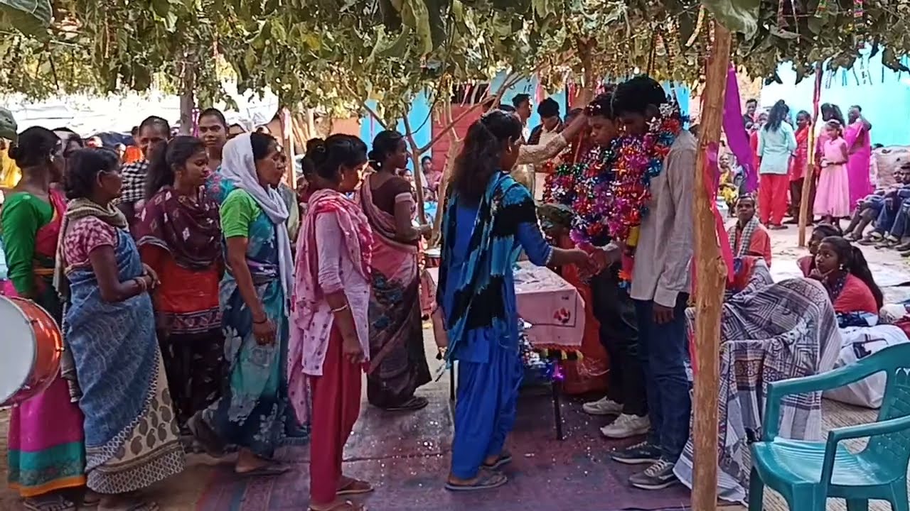 चुम्बन मंडप स्वागत वीडियो मुंडारी गीत  chumwan mandap swagat video mundari geet  @binitaburh5691