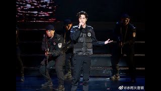 210117 Wang Yibo perform "渴望光荣(Longing For Glory)" with Beijing Special Corps