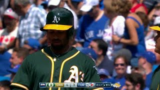 OAK@TOR: Semien puts A's ahead in 8th with RBI single