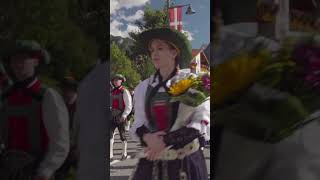 Sfilata Gran Festa da d'Istà 44ª edizione 2025, Canazei, Val di Fassa, Trentino