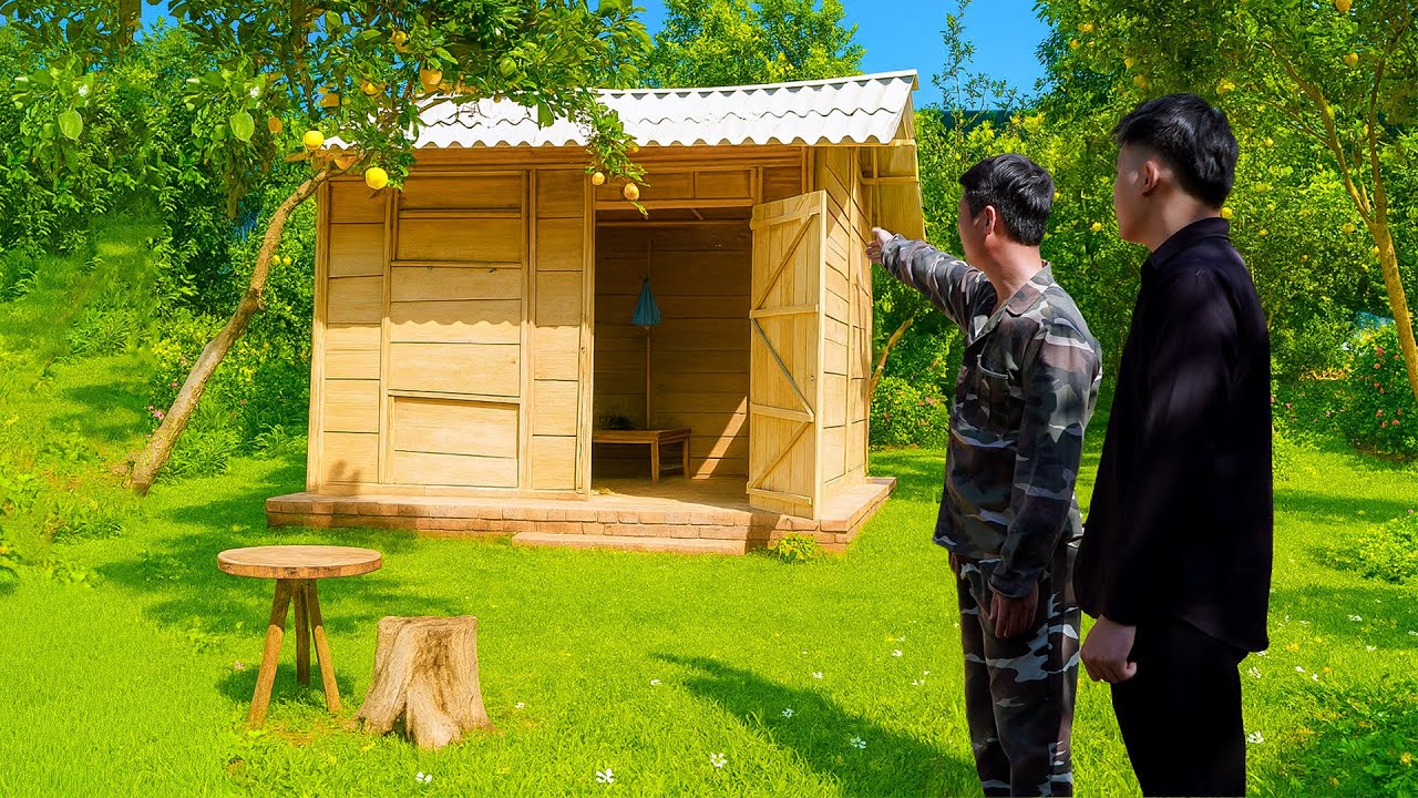 Простая жизнь солдата, променявшего городскую жизнь на деревенскую.