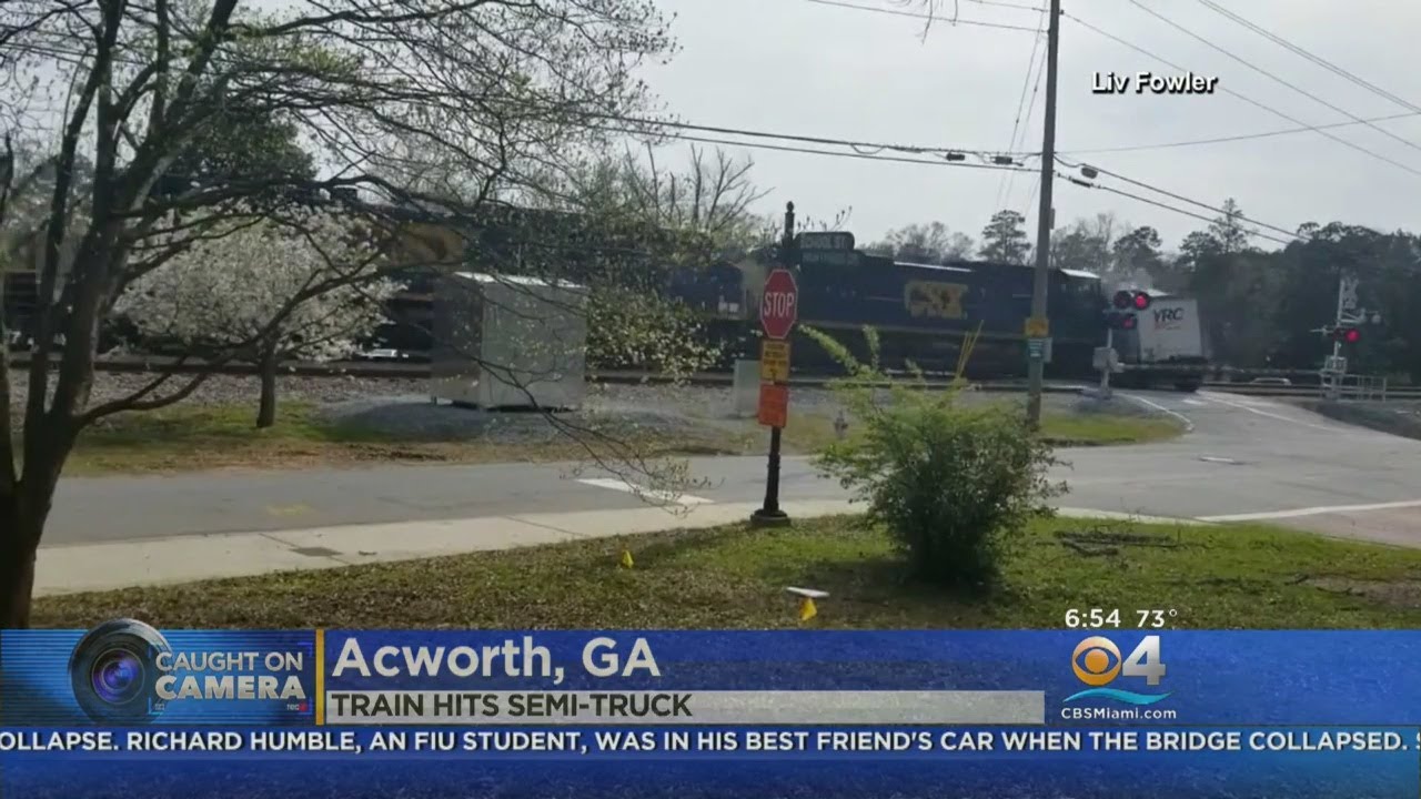 Truck Stuck On Tracks Hit By Train - YouTube