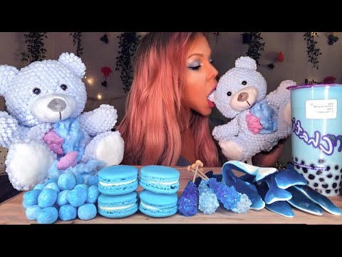 ASMR BLUE FOOD EDIBLE TEDDY BEAR STUFFING, BUBBLE TEA, MACARON, ROCK CANDY EATING SHOW 먹방 MUKBANG