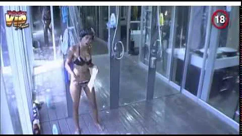 BIG BROTHER AFRICA HOTSHOTS  #BBAHOTSHOTS! Esther Twerking Hot Alone during shower hour