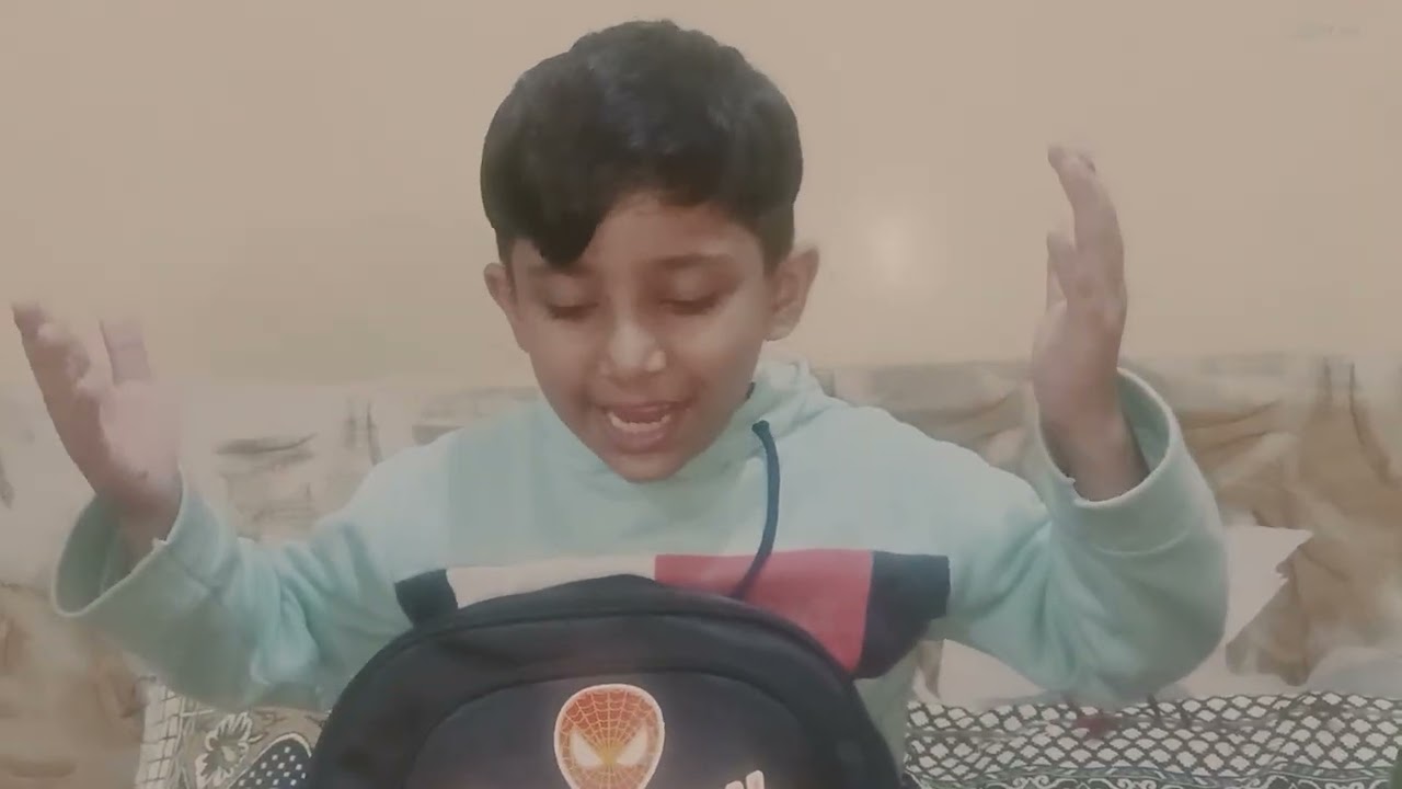 School ka bag Lia 😊 my favorite spiderman wow 😳