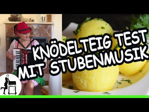 Timo Burger zeigt in diesem Video wie der perfekte Kartoffelknödel gelingt und wie man diesen richti. 