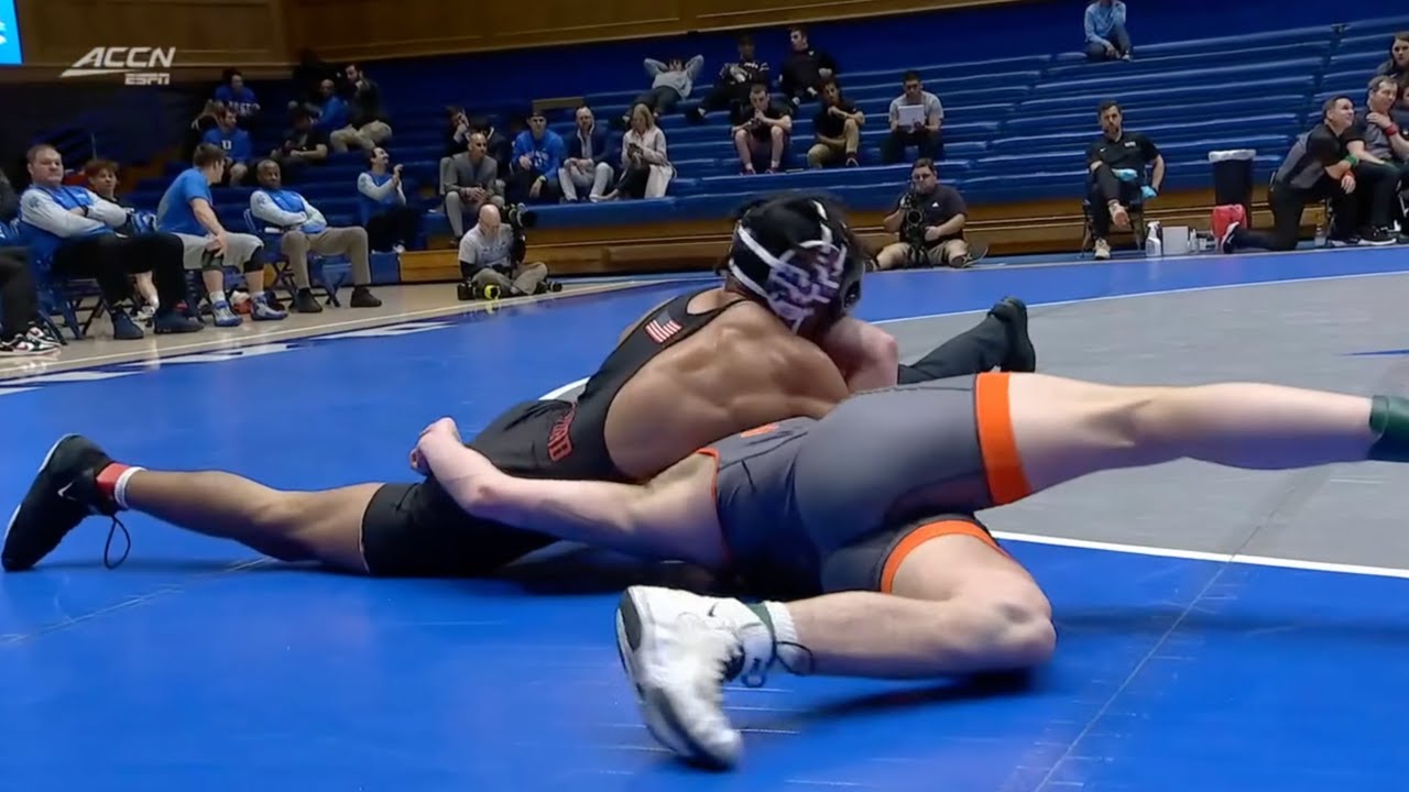 174lbs Lorenzo Norman (Stanford) vs Rocco Contino (Virginia)