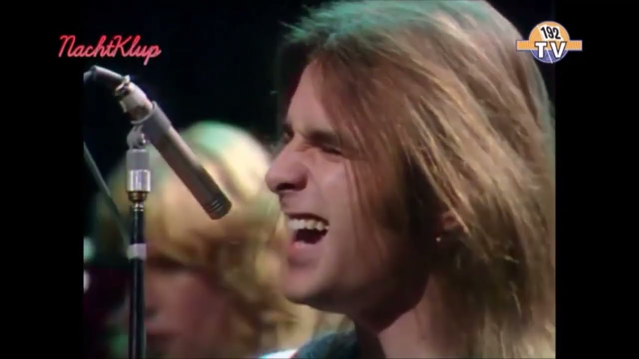 STATUS QUO - SAVING ALL OVER THE STORE LIVE  - TAKE 15 - FRANTIC FOUR SINGLE 2024 24 / 7