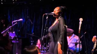 Carroll Thompson  -  Hopelessly In Love