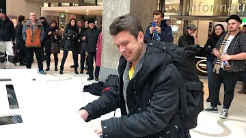 street piano performance: people were shocked...