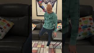 Long Sitting…Stretch the Quads the Right Way!  Dr. Mandell