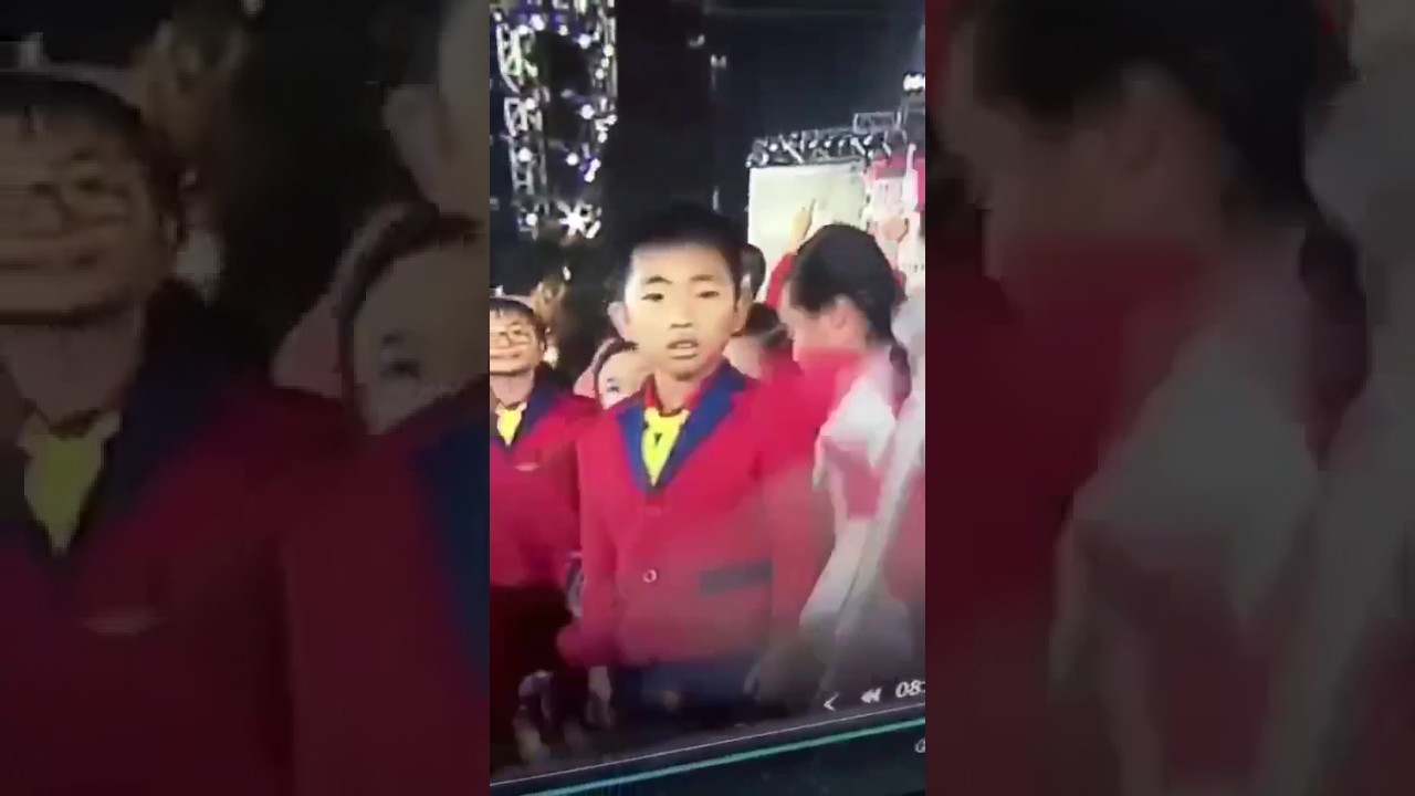 SHOCKING VIDEO OF BOY SHOWING MIDDLE FINGER IN NDP 2017