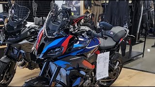 At Cascade motos Portland