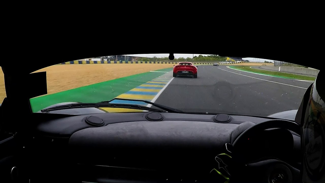 Lotus 111S vs lotus exige Le Mans bugatti