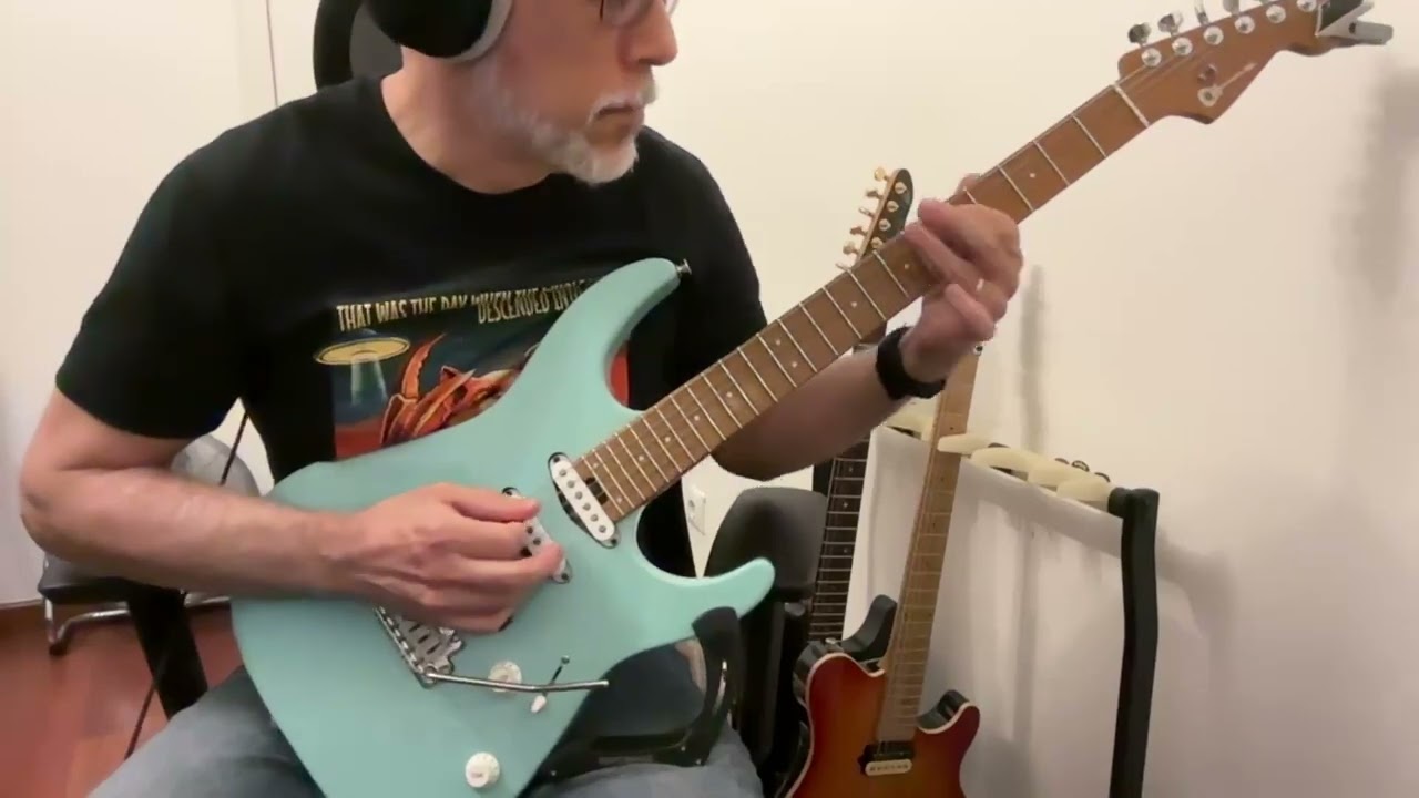 Pink Floyd - Comfortably Numb Solos cover - [Boss GX-100 / Charvel Rick Graham Signature]
