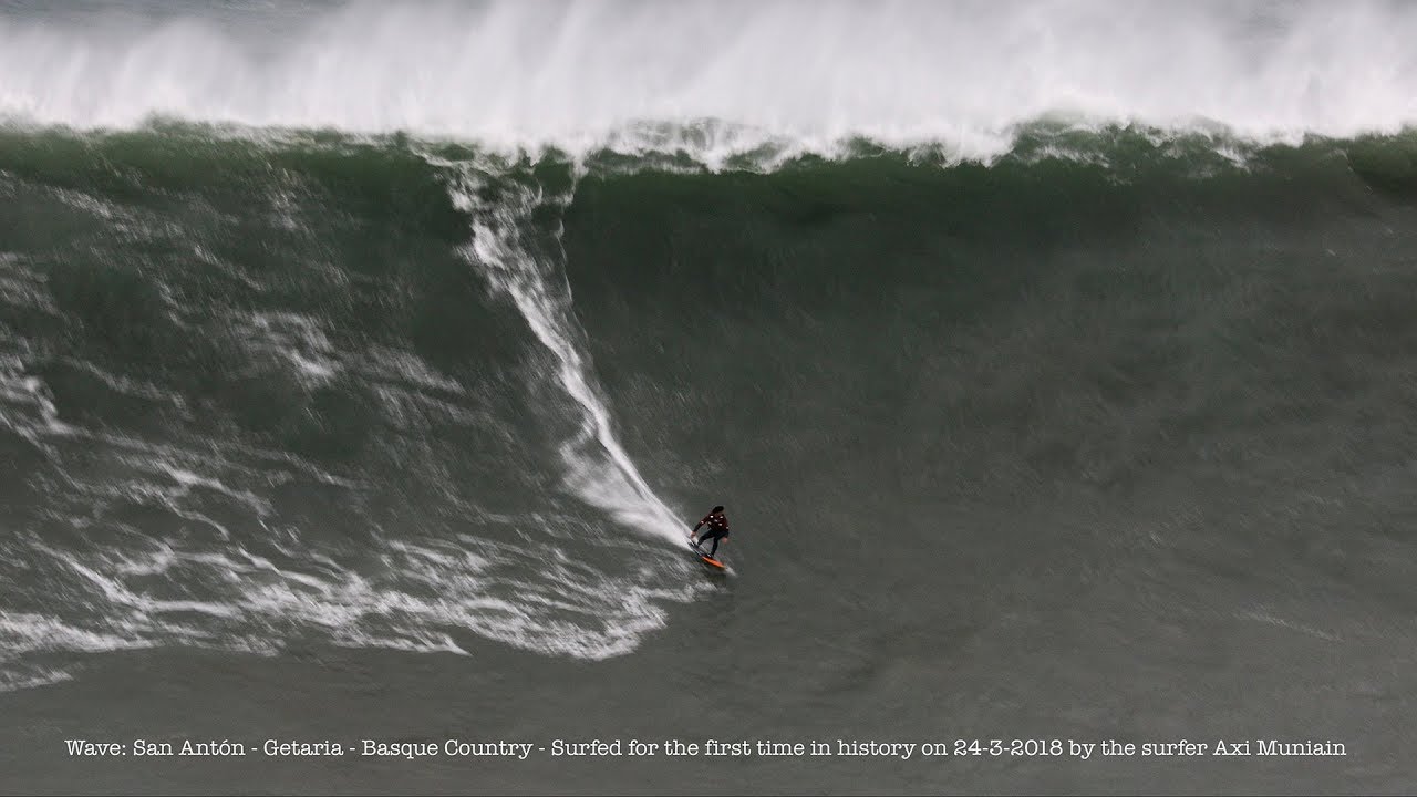 Axi Muniain attacks again, A wave surfed for the first time