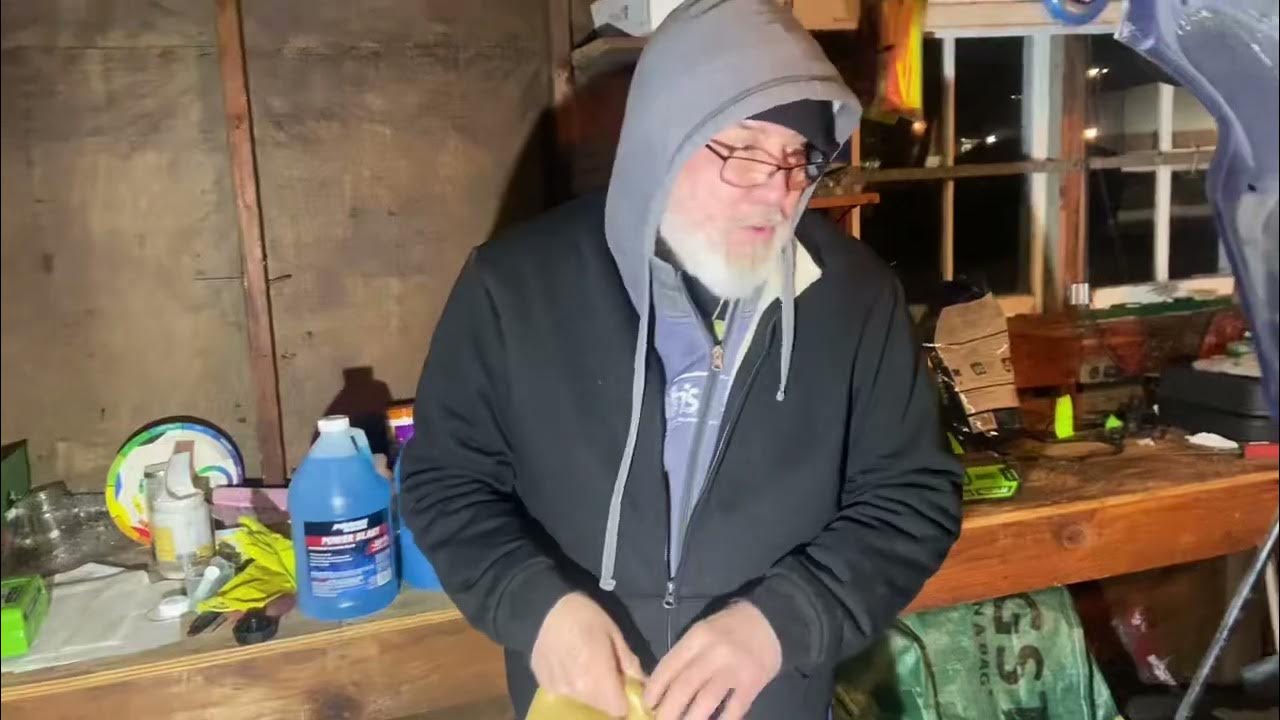 Adding antifreeze and Windshield Washer Fluid to the car - YouTube