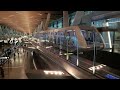 ガラス張りの新交通システム ドーハ空港