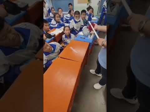 تجربة ممتعة لدرس التكهرب بالدلك