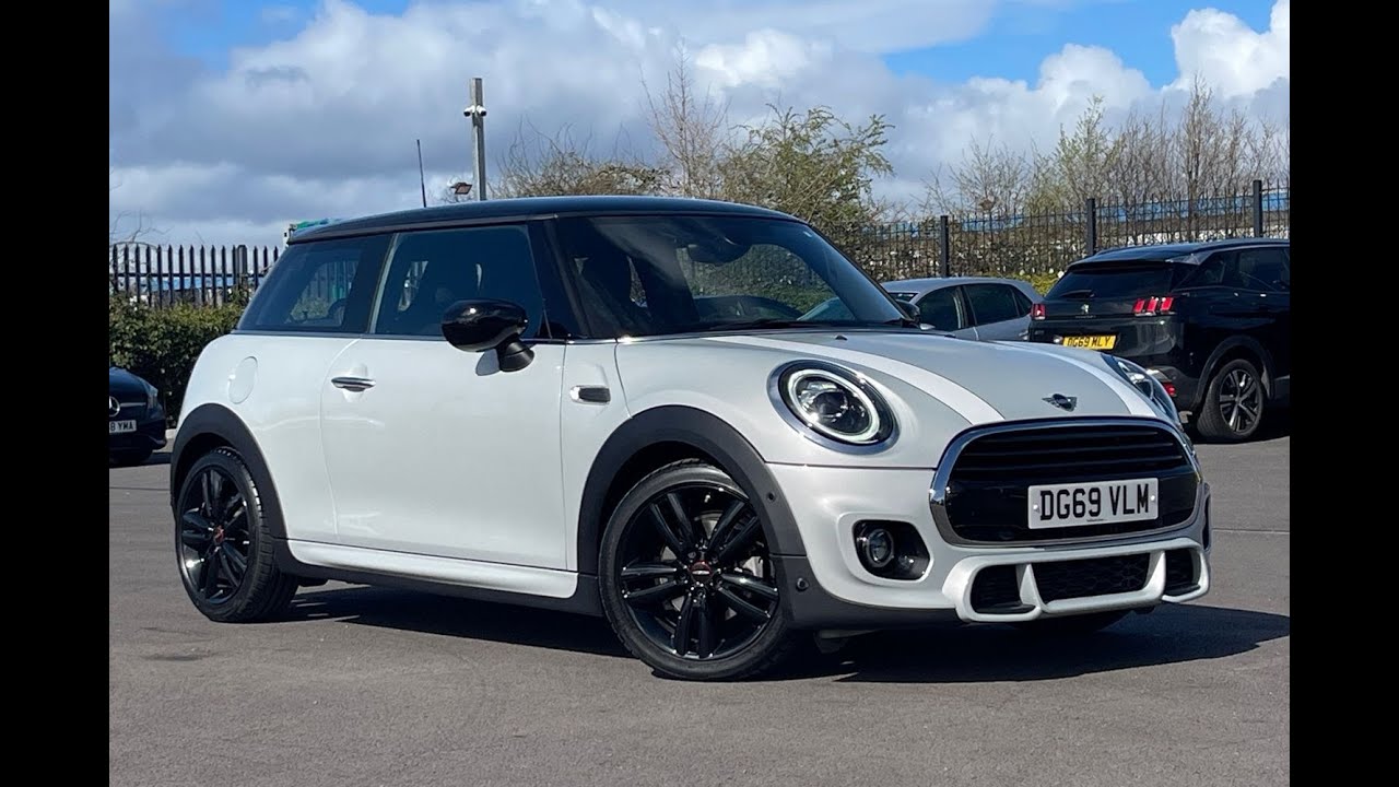 Approved Used 2019 MINI Hatch 1.5 Cooper Sport Steptronic at Chester | Motor Match cars for sale