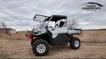 walk around of the 2025 CANAM Defender HD10 XMR